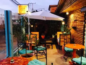 Cafe De La Torre Boulangerie