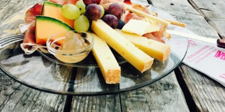 Kuruzzenschenke & Weinhof Konrad