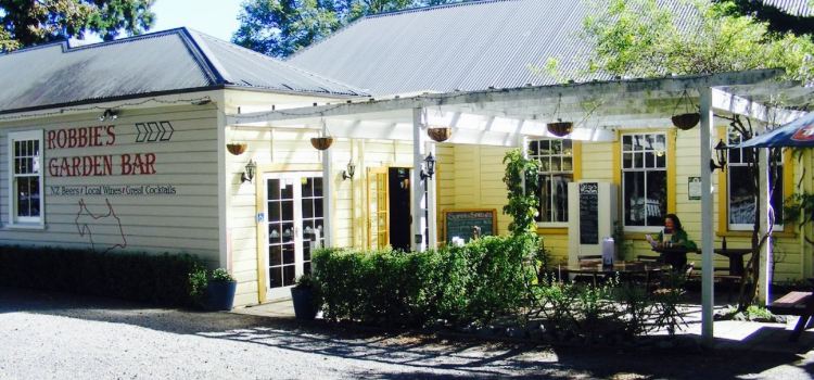 Robbies Bar & Bistro