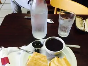 Abuela's Kitchen