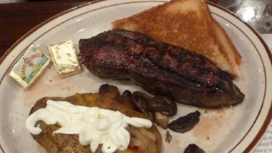 Cattleman's Club Steakhouse-Mitchell