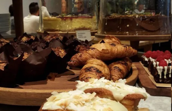 Woolworths Cafe Century City