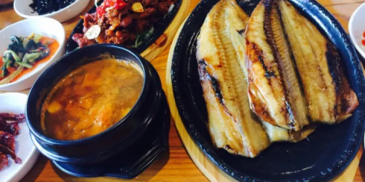 Rice House Dohwa Leaf Wraps and Rice Table D'Hote