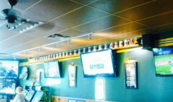 Sam's Sports Bar and Grill