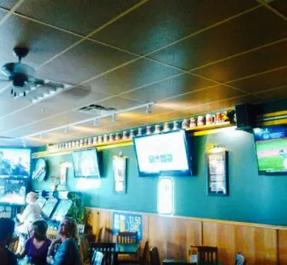 Sam's Sports Bar and Grill