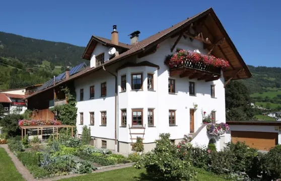 拜霍夫森德勒度假屋