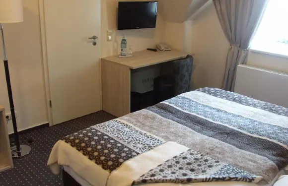 卡塞利森波斯塔姆特酒店