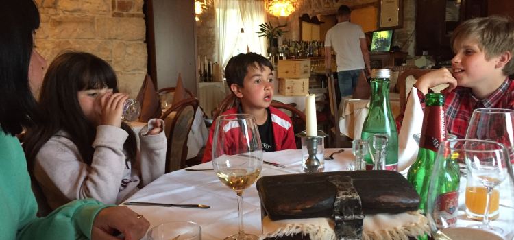 Gina restaurant