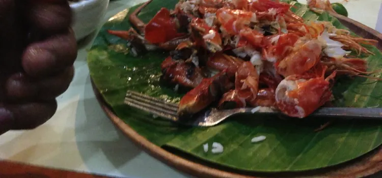 Aling Tonya's Seafood Palutuan