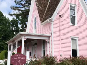 The Pink House Cafe