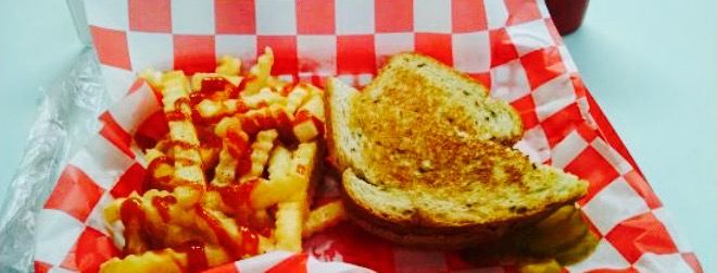 The Lunch Box Cafe