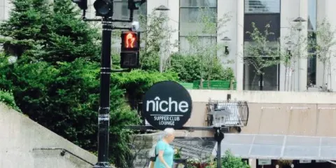 Niche Lounge