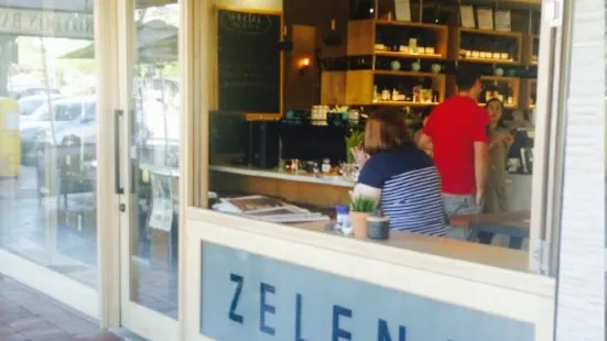 Zelena Café and Restaurant
