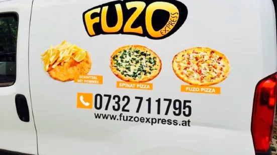 fuzo Pizza kebap Schnitzel salat