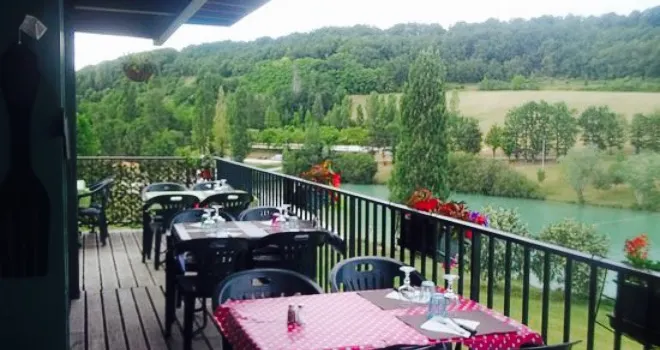 Restaurant du lac l'oustal