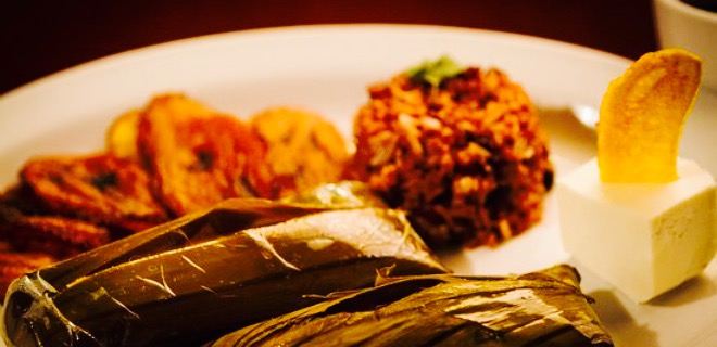 Restaurante Puyas Grill And Bar