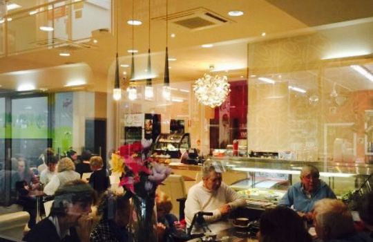 Bella Mondo Cafe & Restaurant