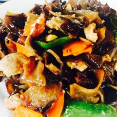 JIN DING GE FAN DIAN User Photo