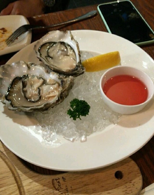 Xu Restaurant Lounge
