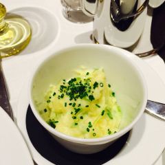 114 Faubourg User Photo