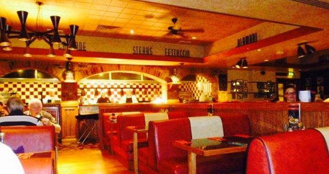 Frankie & Benny's