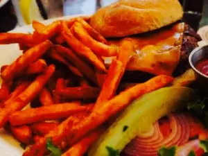 Oak Creek Brewery & Grill