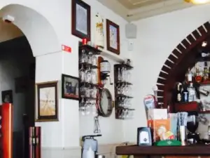 Puro Cafe