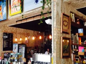 Cafe Consulado