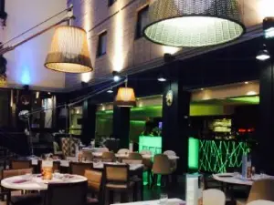 Mercure Vanves porte de Versailles restaurant millesime lounge