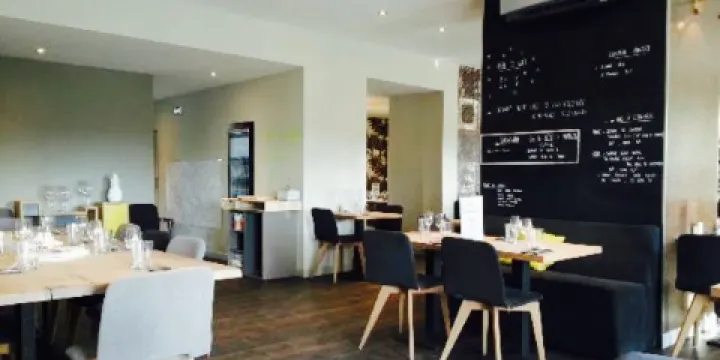 LE POULET A 3 PATTES