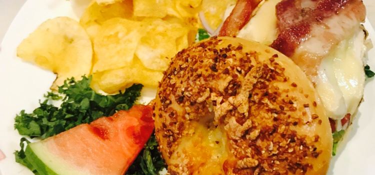 Bruchelle's Bagel Bistro