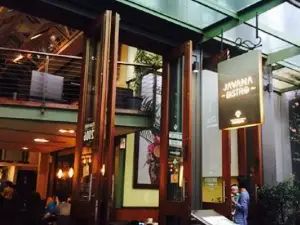 Javana Bistro