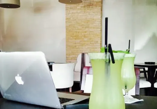 Vitraj Restaurant & Lounge