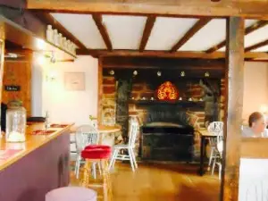 The Tytherleigh Arms