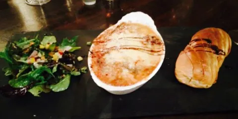 Knight's Restaurant and Bar