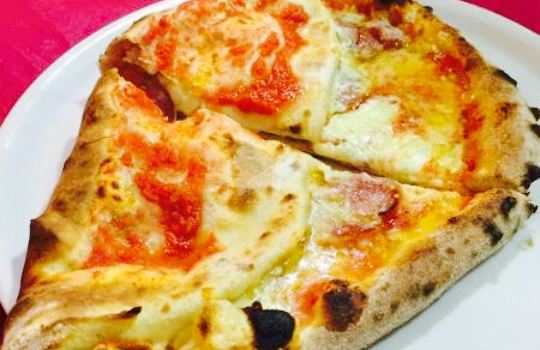 Amici's pizzeria