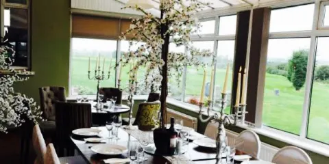 Bar Bistro Down Royal Park Golf Course