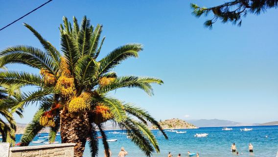 Tolo Beach