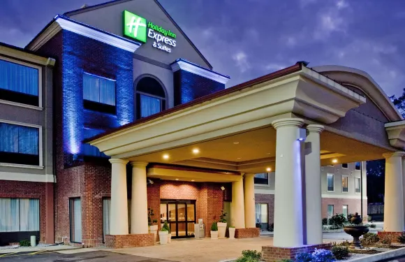 智選假日套房酒店月桂樹