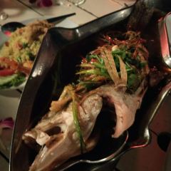 Khin lom Chom sa phan User Photo