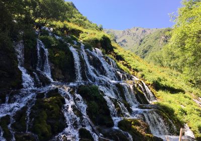 Huzhu Beishan Zhalonggou Scenic Area