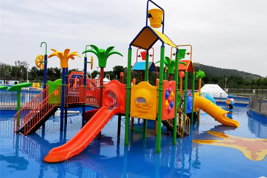 Qing Mountain Sceneic Area Water Amusement Park