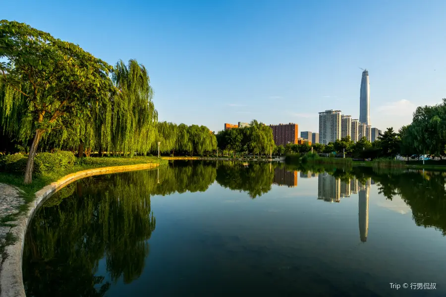 Taifeng Park (North Gate)