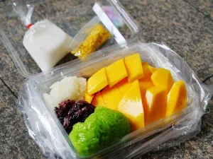 Mae Varee Mango Sticky Rice