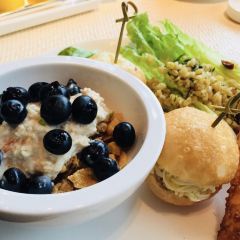 Maxwell's East Coast Eatery User Photo