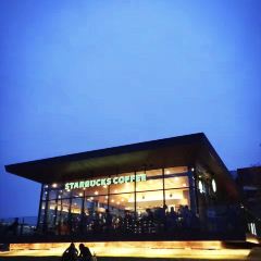 Starbucks Coffee - Toyama Kansui Park ảnh của người dùng