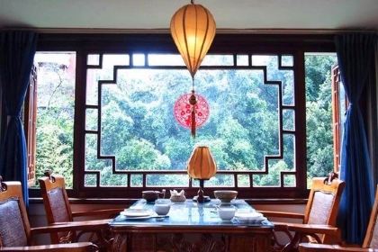 LianHua Ge ChaYi Vegetarian Restaurant