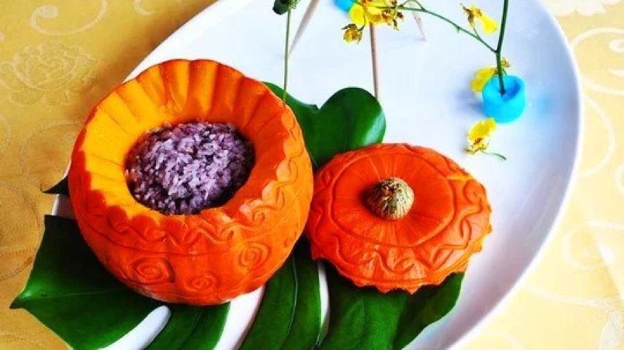 LianHua Ge ChaYi Vegetarian Restaurant