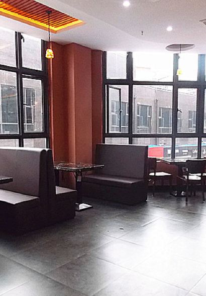 天乐农家鱼头王(天目湖店)