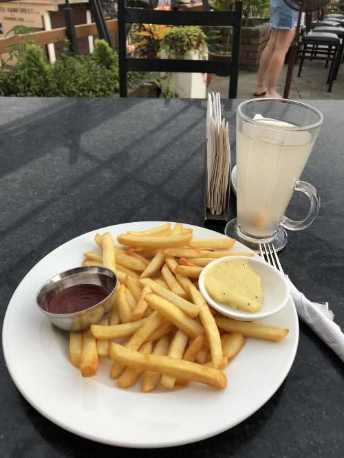 Friends Cafe